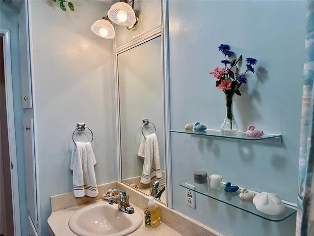 $199,000 | 5707 45th Street East, Unit 193, Bradenton, FL 34203