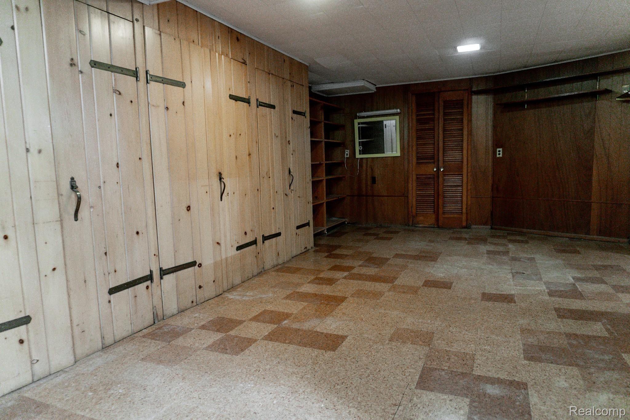14340 Stahelin Road Detroit, MI 48223 - Photo 24 of 27 _PDD2328.jpg