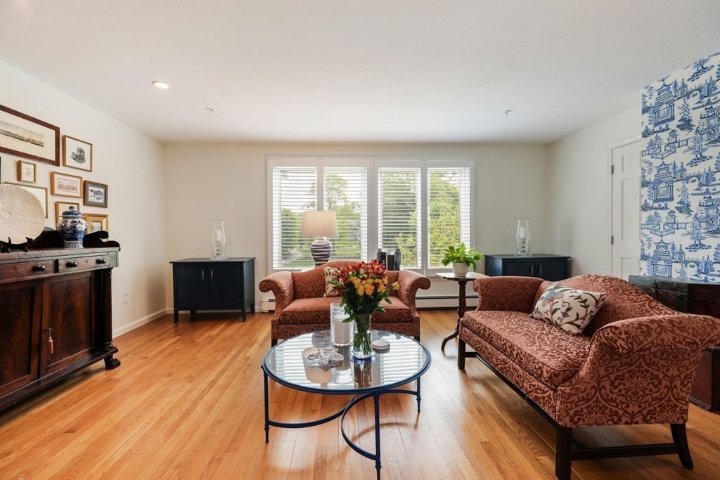 756 Jerusalem Road, Unit 5 Cohasset, MA 02025 - Photo 4 of 22 Gallery Image 4