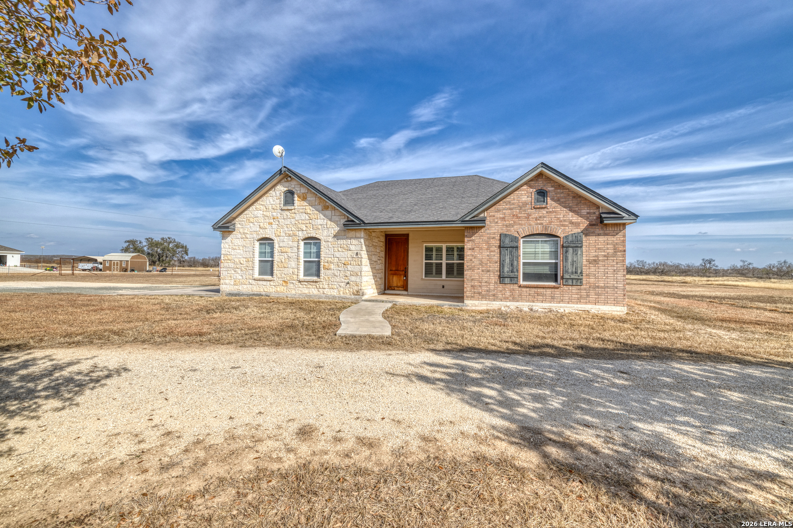 8 Valley View Uvalde, TX 78801 - Photo 1 of 41