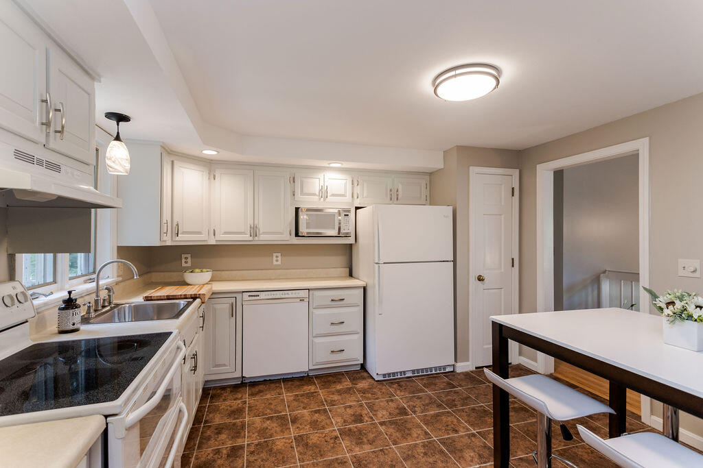 65 Eldridge Road York, ME 03909 - Photo 15 of 50 65 Eldridge Road, York, ME
