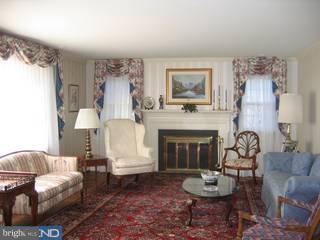 323 Powderhorn Road Fort Washington, PA 19034 - Photo 4 of 6 Gallery Image 4