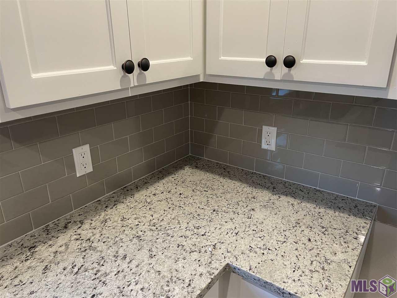 4458 Evangeline Street Baton Rouge, LA 70805 - Photo 4 of 44 Gallery Image 4