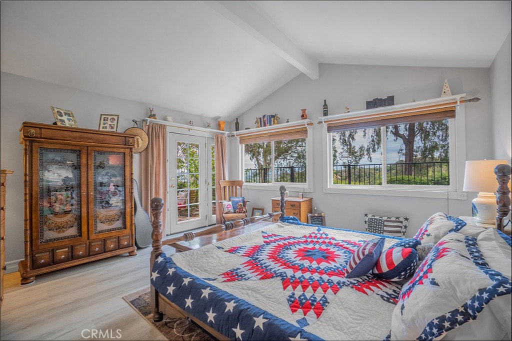 2671 Condor Circle Corona, CA 92882 - Photo 31 of 44 a bed sitting in a bedroom next to a window