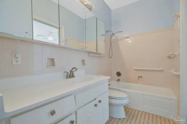 $850,000 | 1811 Yates Avenue, Pensacola, FL 32503