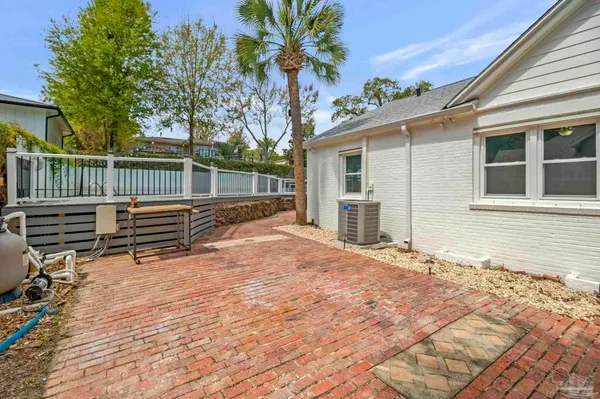 $850,000 | 1811 Yates Avenue, Pensacola, FL 32503