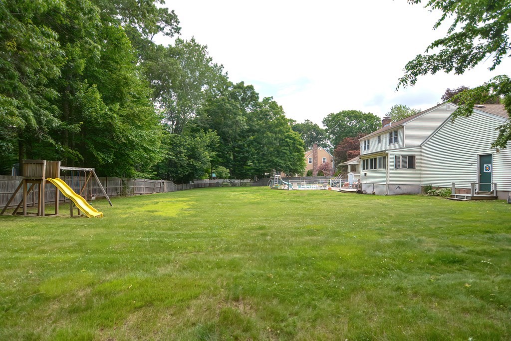 378 Mucciarone Road Franklin, MA 02038 - Photo 36 of 40 Gallery Image 36