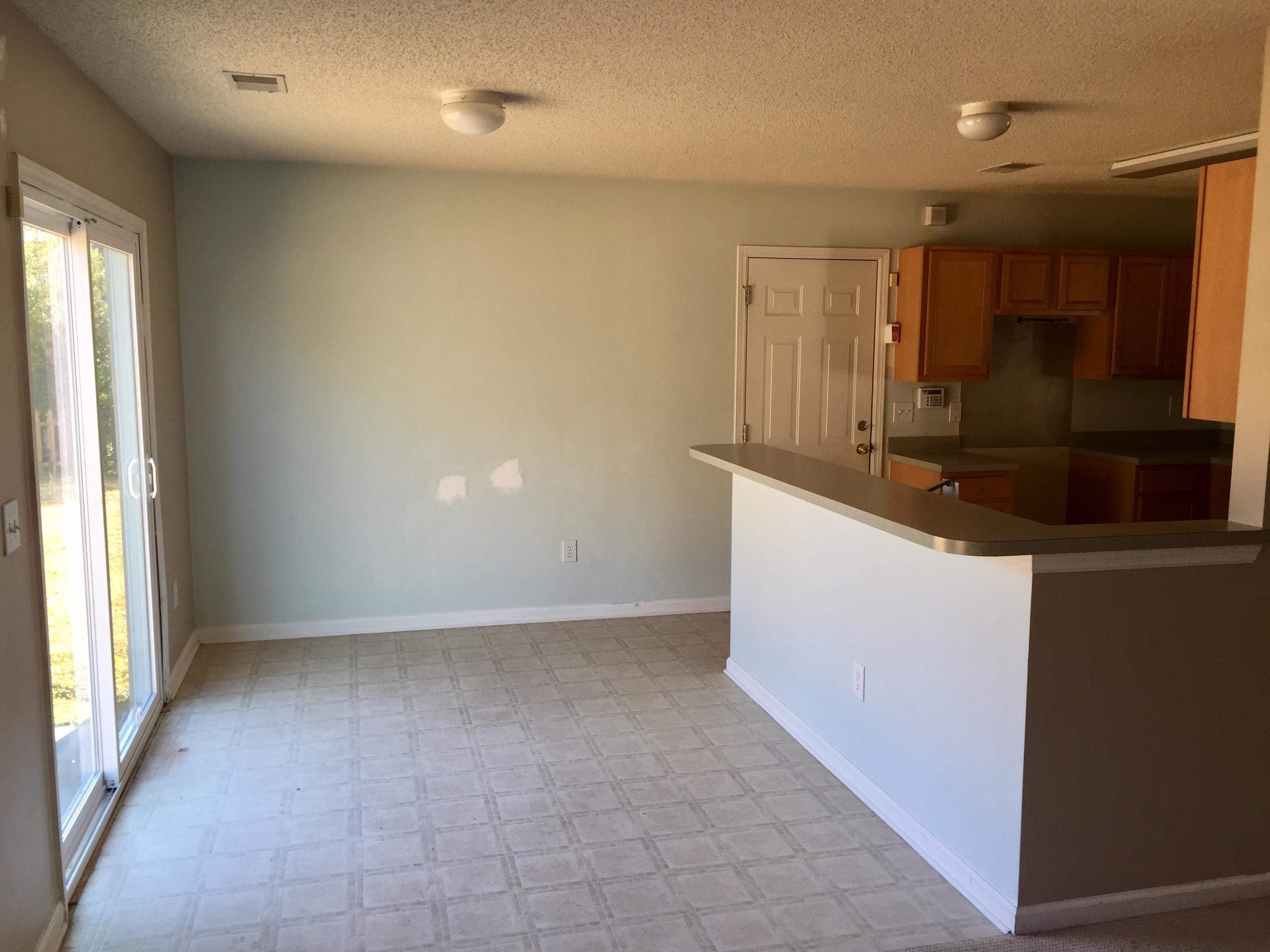 337 Eagle Ridge Road Summerville, SC 29485 - Photo 5 of 7 337EagleRidgeRoadBreakfastArea