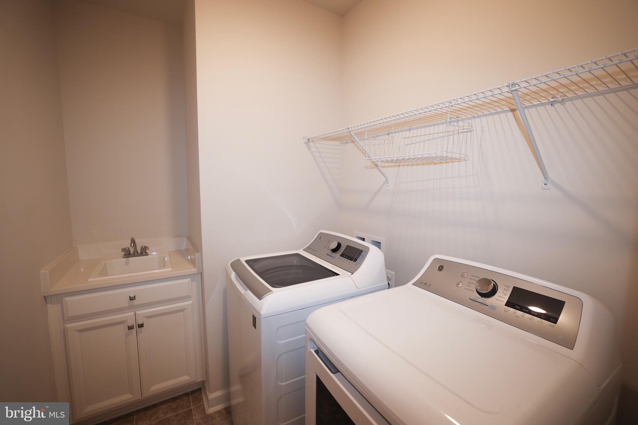12912 Sunrise Ridge Alley, Unit 61 Herndon, VA 20171 - Photo 17 of 19