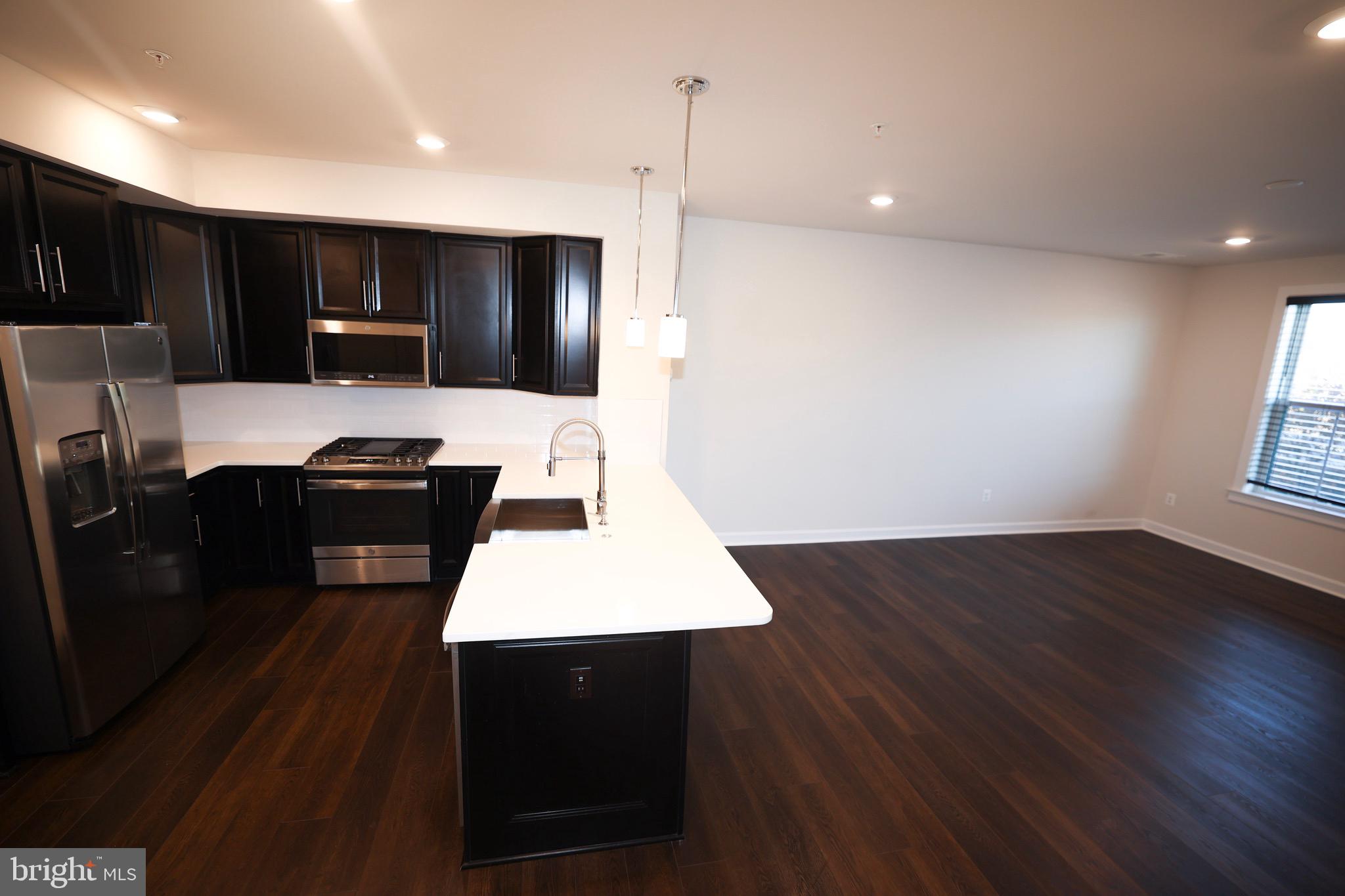 12912 Sunrise Ridge Alley, Unit 61 Herndon, VA 20171 - Photo 2 of 19