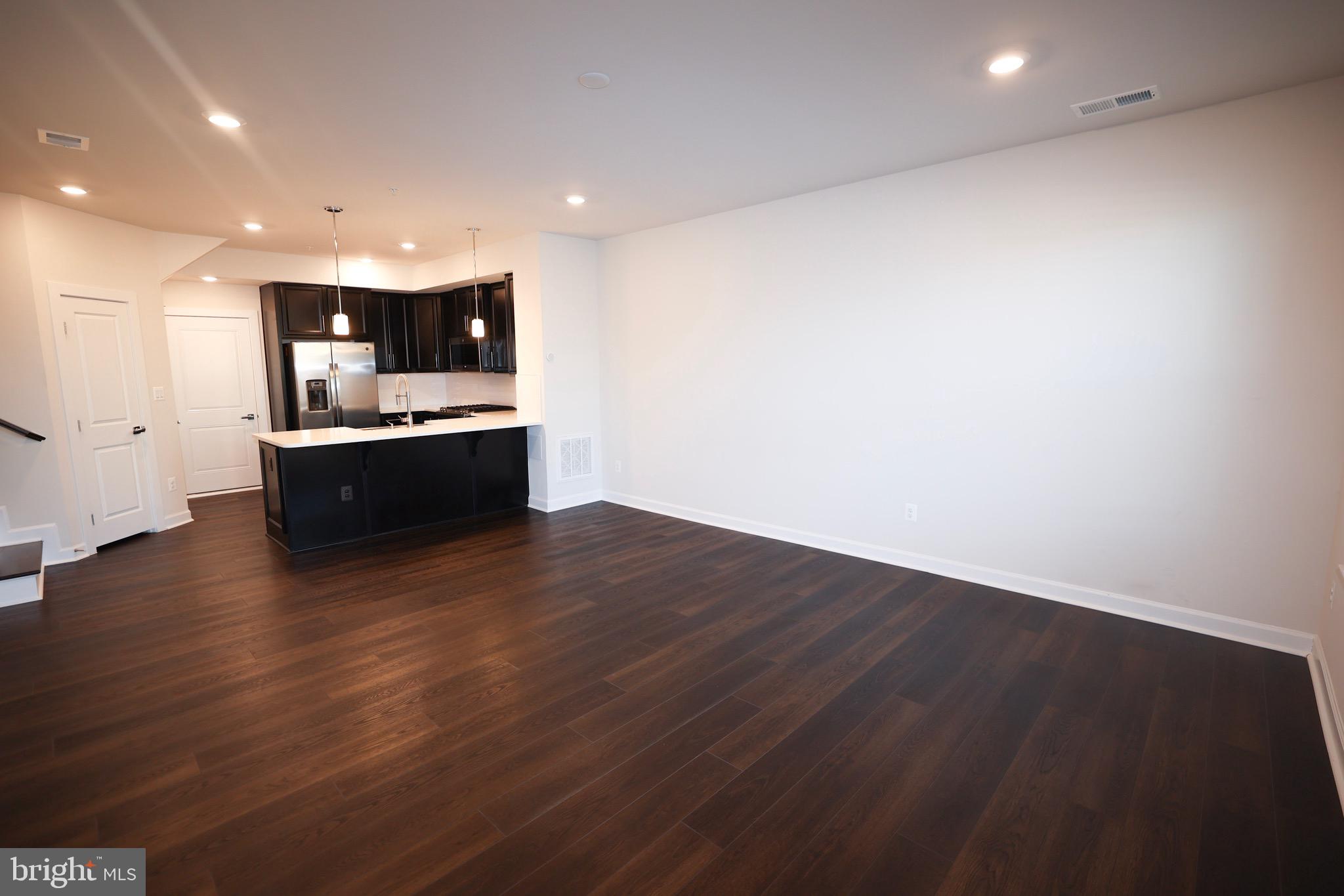 12912 Sunrise Ridge Alley, Unit 61 Herndon, VA 20171 - Photo 4 of 19
