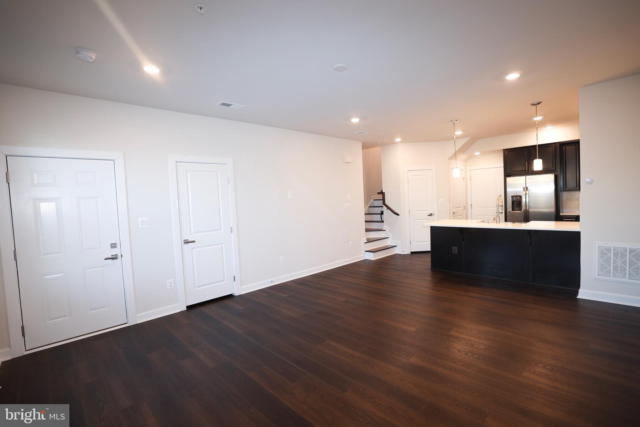 12912 Sunrise Ridge Alley, Unit 61 Herndon, VA 20171 - Photo 5 of 19