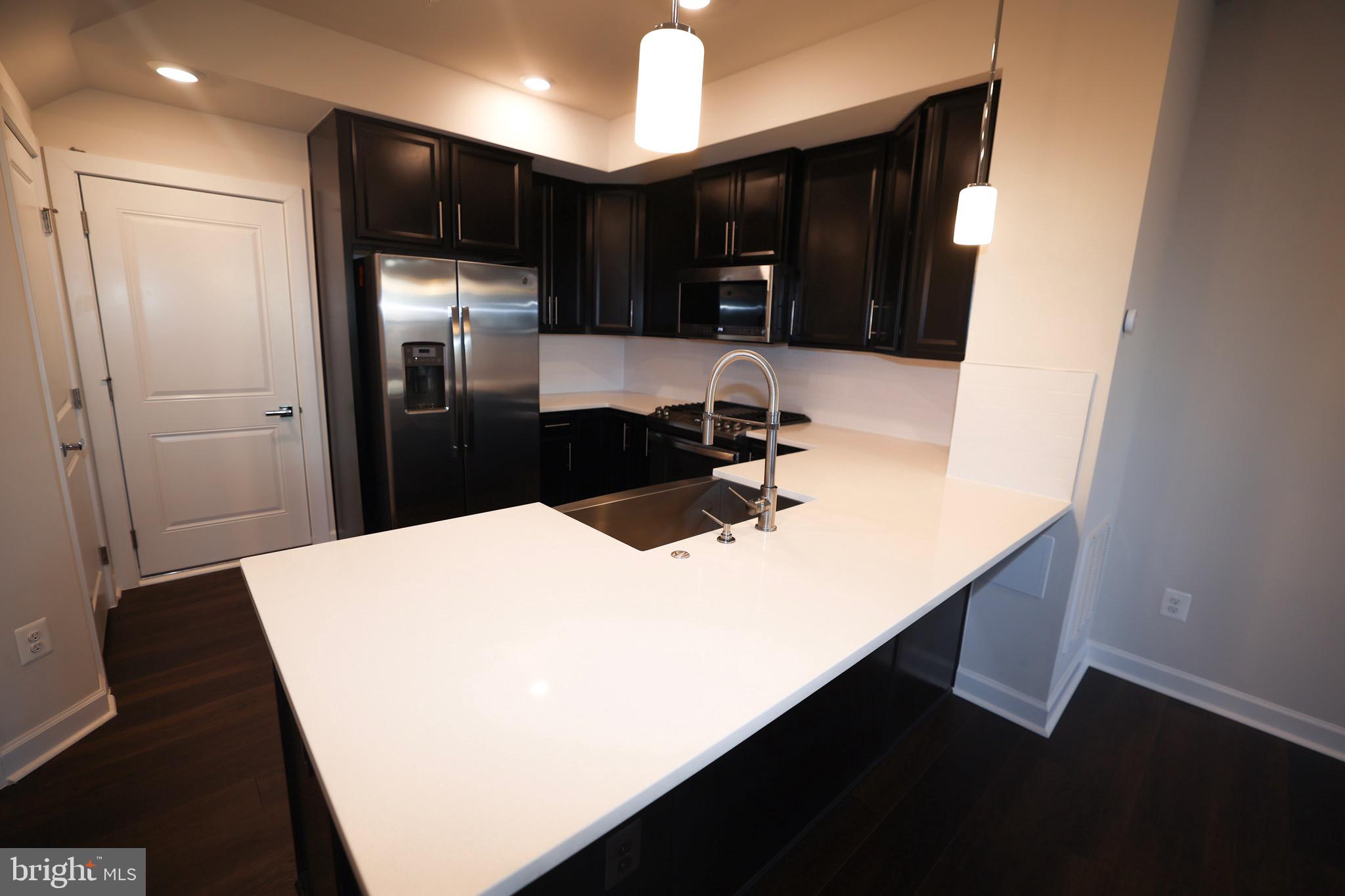 12912 Sunrise Ridge Alley, Unit 61 Herndon, VA 20171 - Photo 6 of 19