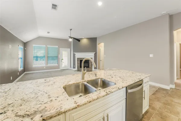 $2,300 | 13715 Cypresswood Crossing Boulevard, Houston, TX 77070