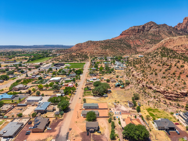 464 Jessop Avenue Hildale, UT 84784 - Photo 68 of 73 Aerial perspective showcasing a residential area with varied housing styles