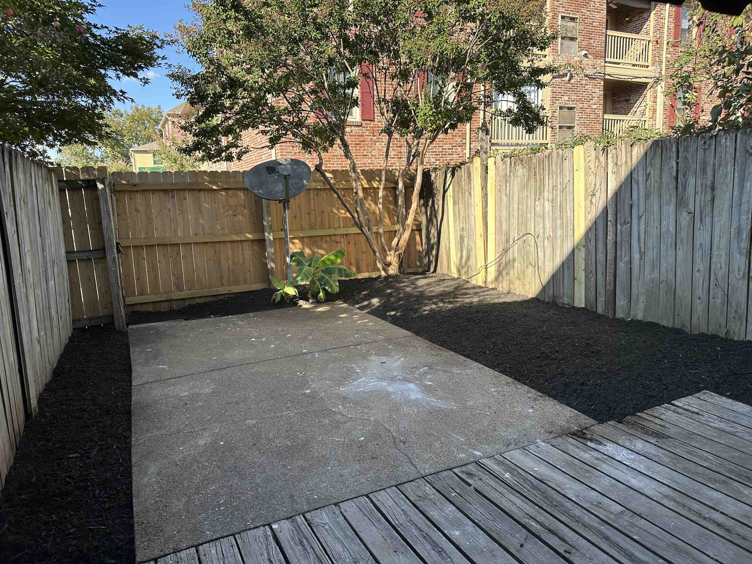 1214 Bristol Drive, Unit 1214 Memphis, TN 38119 - Photo 7 of 11 a view of a backyard