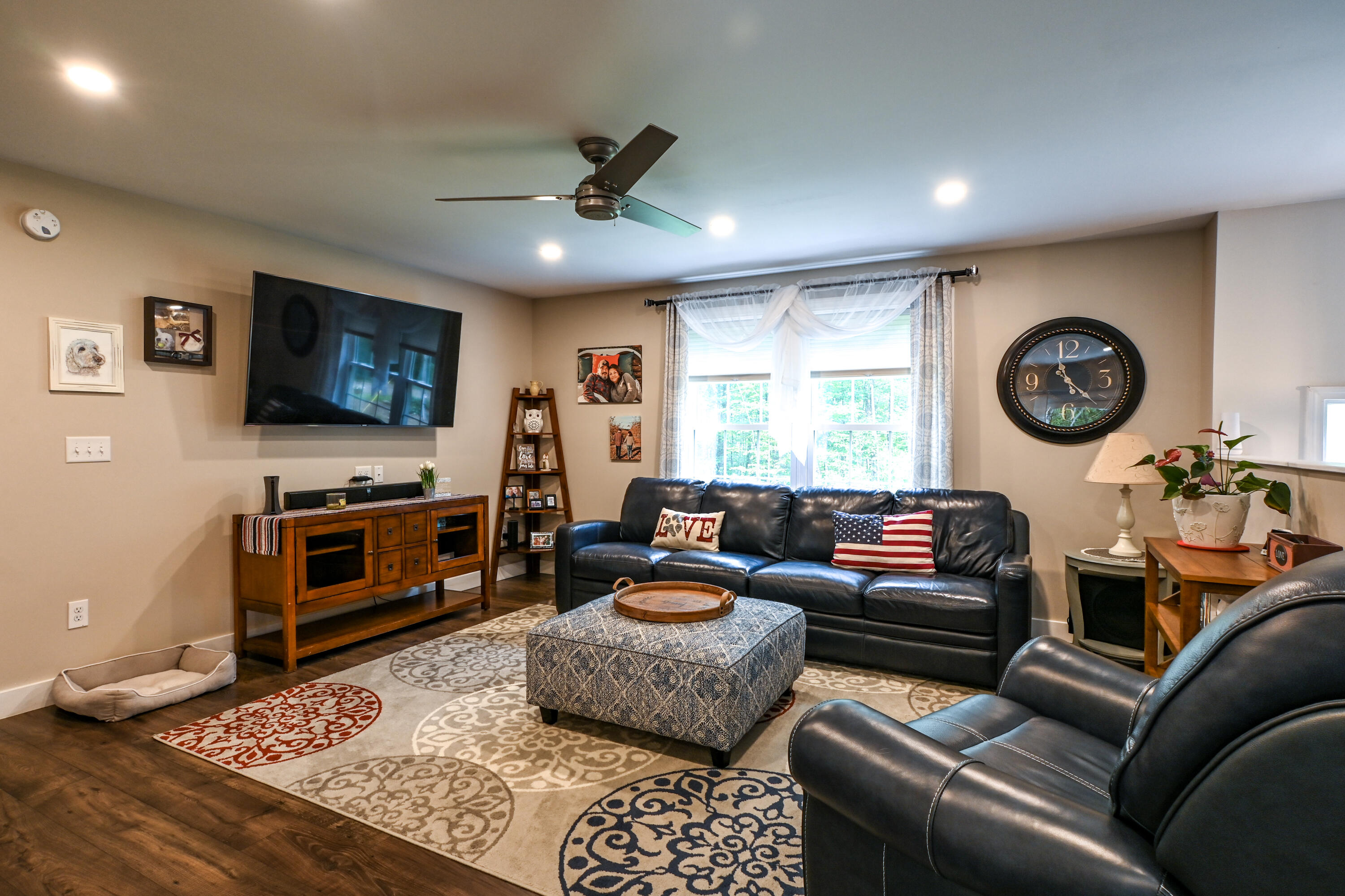 1007 W Road Bowdoin, ME 04287 - Photo 30 of 48 Livingroom