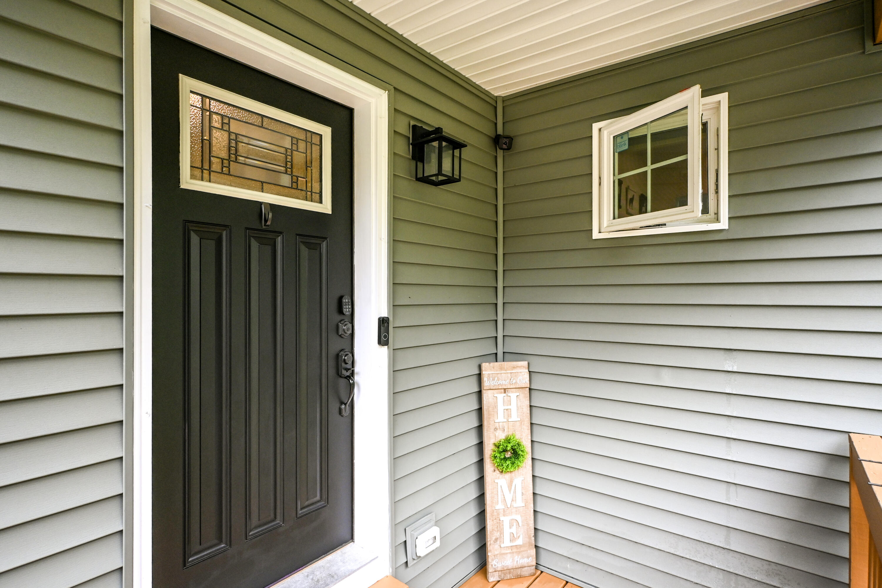 1007 W Road Bowdoin, ME 04287 - Photo 3 of 48 Entry Outside