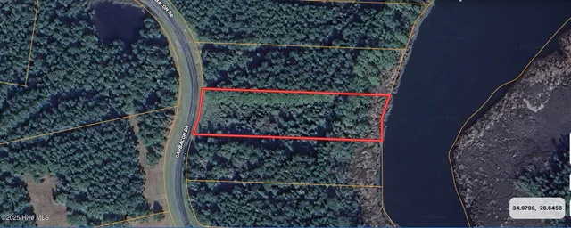 $104,900 | 327 Garbacon Drive, Beaufort, NC 28516