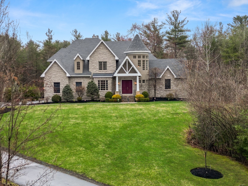 9 Janice Avenue North Reading, MA 01864 - Photo 1 of 41