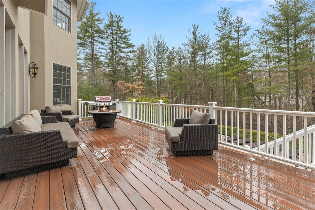 9 Janice Avenue North Reading, MA 01864 - Photo 37 of 41