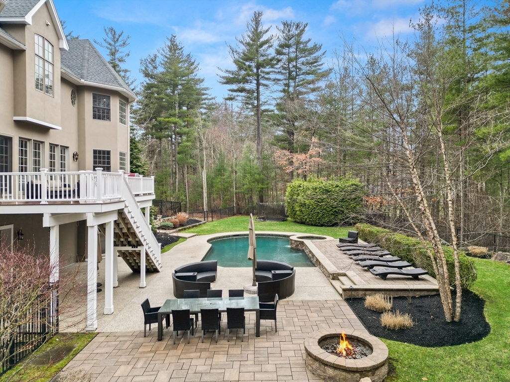 9 Janice Avenue North Reading, MA 01864 - Photo 6 of 41