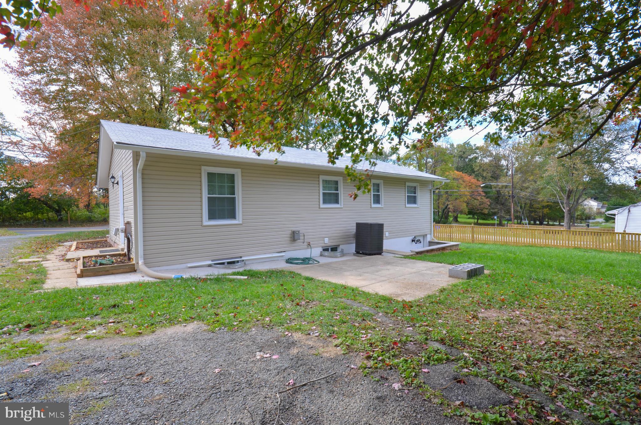 8701 Emory Grove Road Gaithersburg, MD 20877 - Photo 22 of 24 Exterior (Rear)