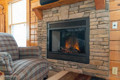 $825,000 | 2020 Bear Creek Way, Pigeon Forge, TN 37862