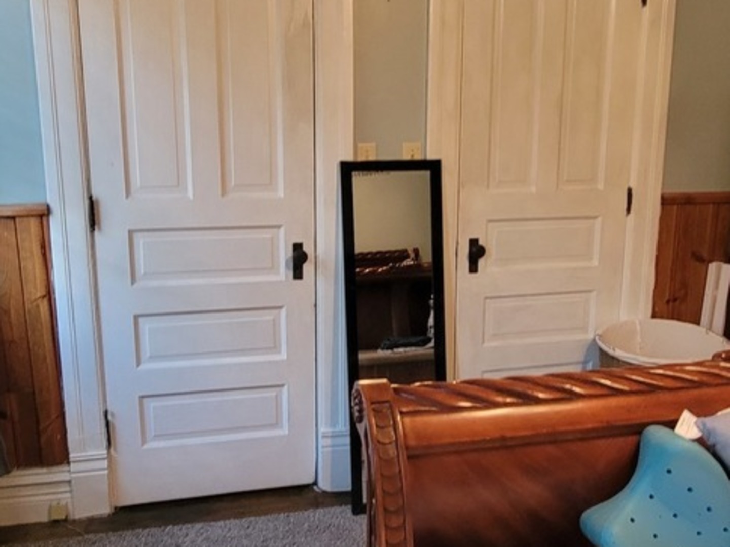 103 North Maple Street Momence, IL 60954 - Photo 22 of 43 a living room with furniture and a closet