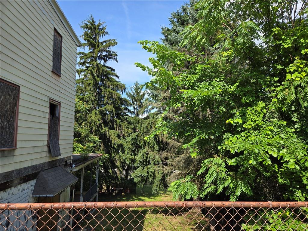 1922 Rhine Street Pittsburgh, PA 15212 - Photo 23 of 32