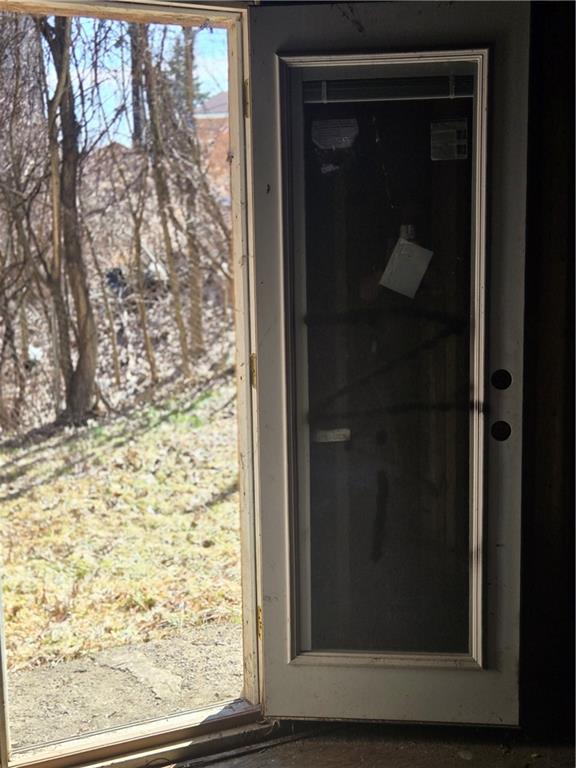 1922 Rhine Street Pittsburgh, PA 15212 - Photo 27 of 32