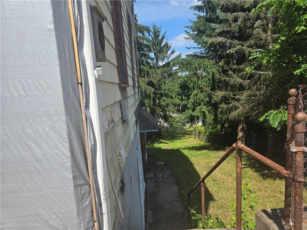 1922 Rhine Street Pittsburgh, PA 15212 - Photo 4 of 32