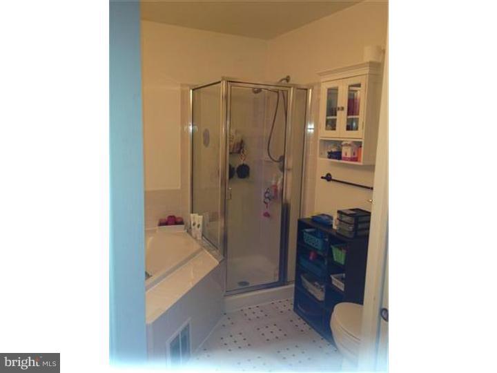 181 Ridgewood Way Burlington, NJ 08016 - Photo 9 of 11 Master Bathroom