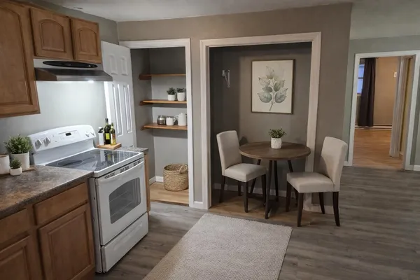 $1,950 | 159 Auburn Street, Unit 2, Manchester, NH 03103