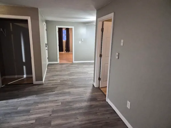 $1,950 | 159 Auburn Street, Unit 2, Manchester, NH 03103