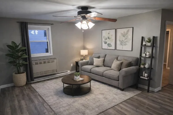 $1,950 | 159 Auburn Street, Unit 2, Manchester, NH 03103