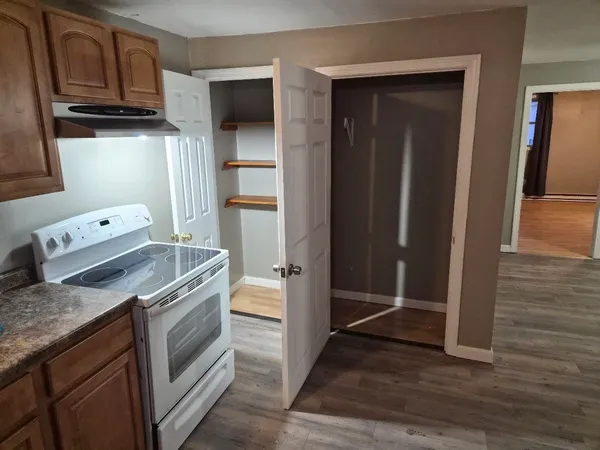 $1,950 | 159 Auburn Street, Unit 2, Manchester, NH 03103