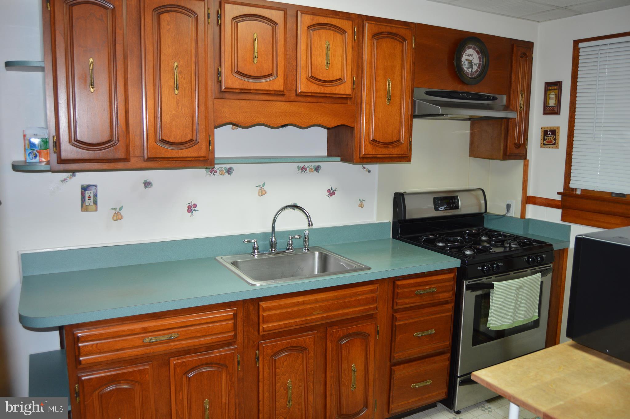 1919 Stanhope Road Baltimore, MD 21222 - Photo 8 of 11