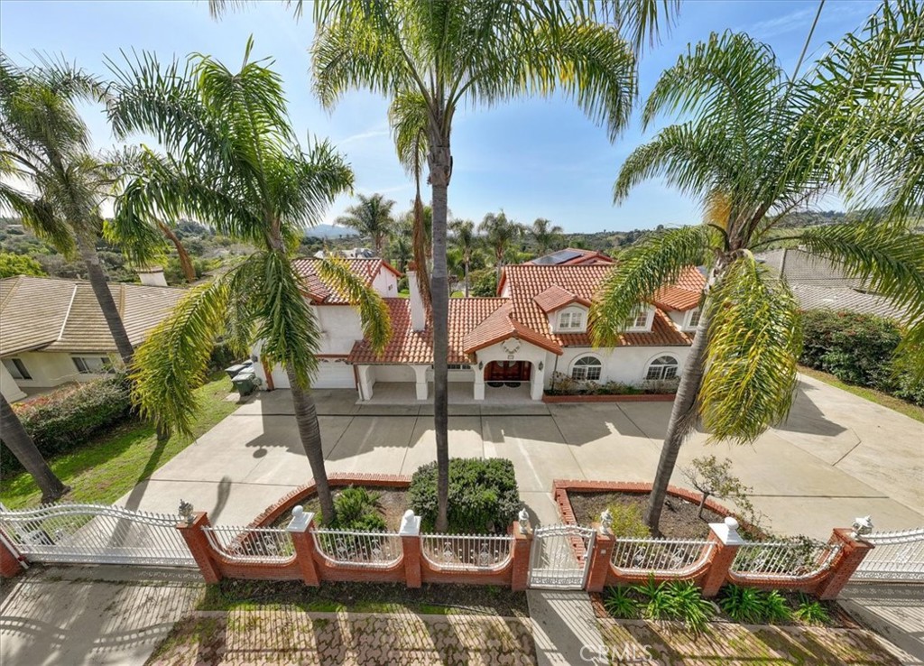 354 Rancho Camino Fallbrook, CA 92028 - Photo 2 of 54