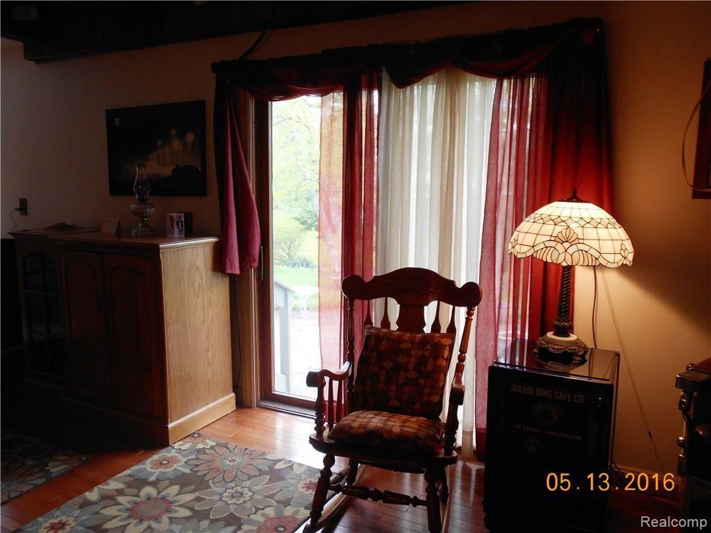 28313 Westerleigh Road Farmington Hills, MI 48334 - Photo 17 of 34