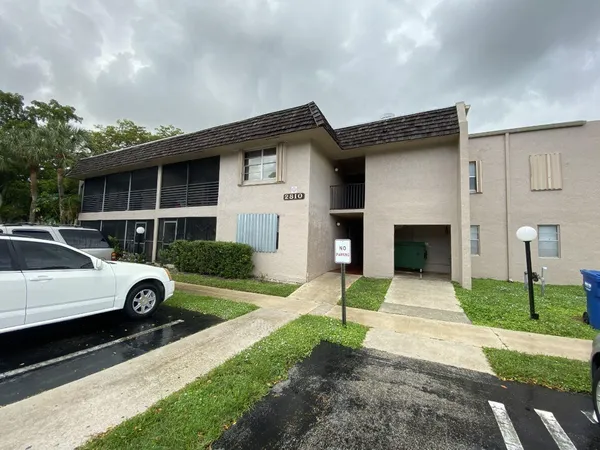 $2,550 | 2810 Riverside Drive, Unit 2014, Coral Springs, FL 33065