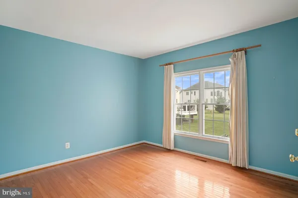 $4,500 | 43513 Lucketts Bridge Circle, Ashburn, VA 20148