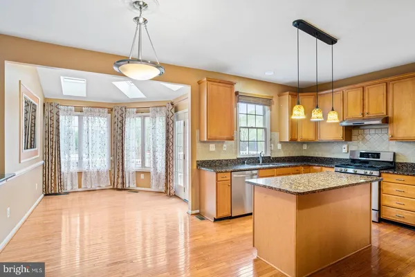 $4,500 | 43513 Lucketts Bridge Circle, Ashburn, VA 20148