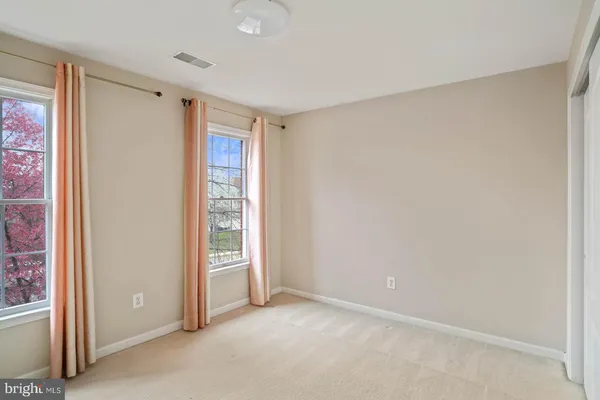 $4,500 | 43513 Lucketts Bridge Circle, Ashburn, VA 20148