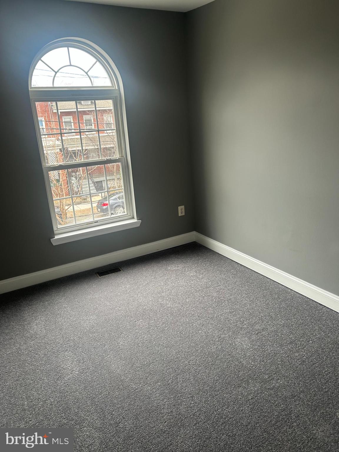 1924 16th Street Southeast Washington, DC 20020 - Photo 14 of 14 an empty room with a window