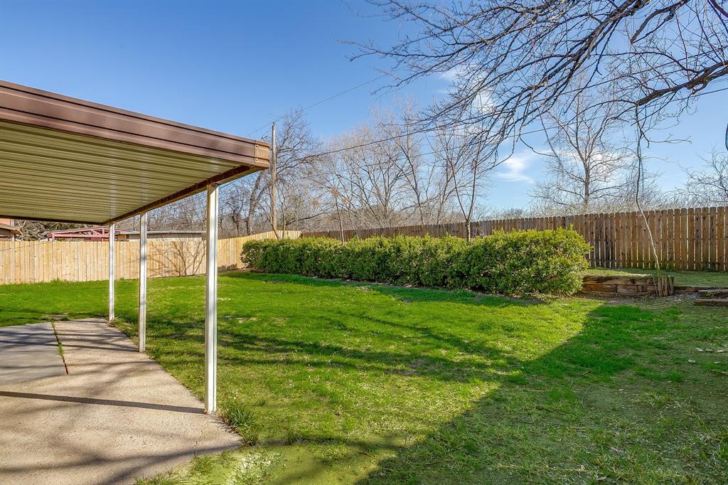 1812 Briar Run Benbrook, TX 76126 - Photo 26 of 30