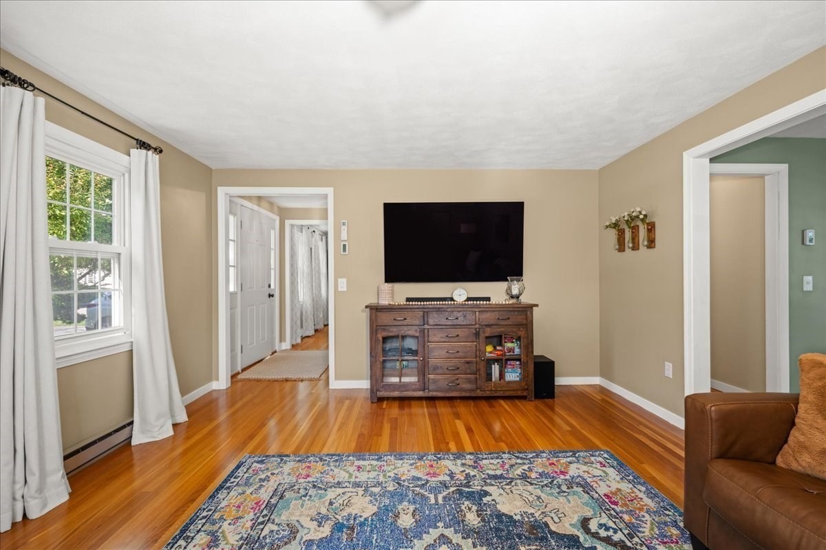 4 Robertson Road Auburn, MA 01501 - Photo 12 of 42 Gallery Image 12
