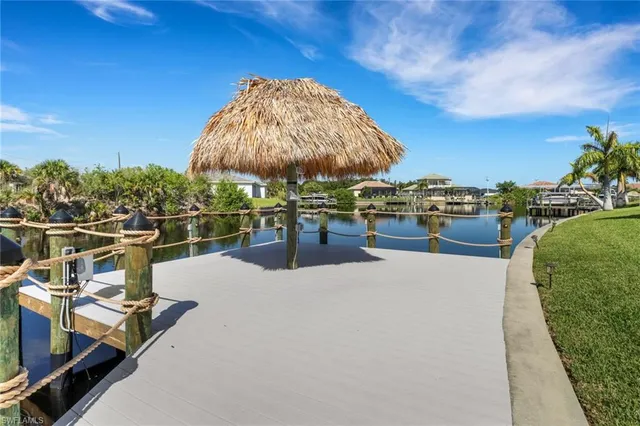 a view of a terrace with sitting area