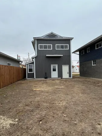 $249,000 | 507 Pearl Street, Sabula, IA 52070