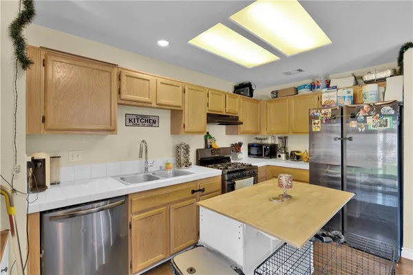 $399,000 | 15248 Lynch Court, Adelanto, CA 92301